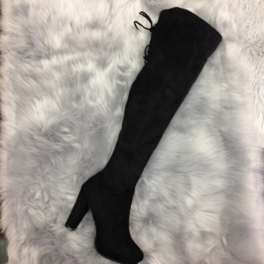 Black High boots